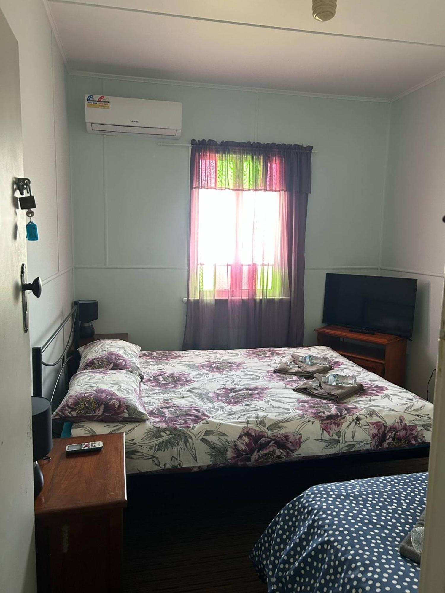 Gundy Pub & Caravan Park Gundiah Buitenkant foto